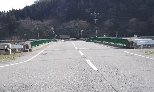 鳥越・一向一揆の里を巡る道