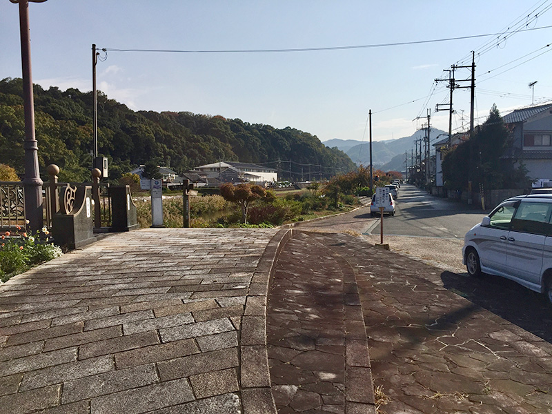 海石榴市から大和川上流を望む写真