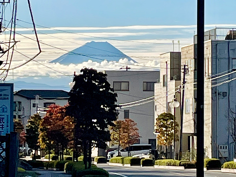 韮崎宿を出るときに見えた富士山の写真