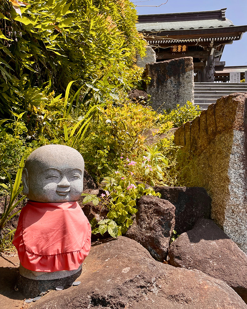 慈眼寺のお地蔵様が愛くるしい写真