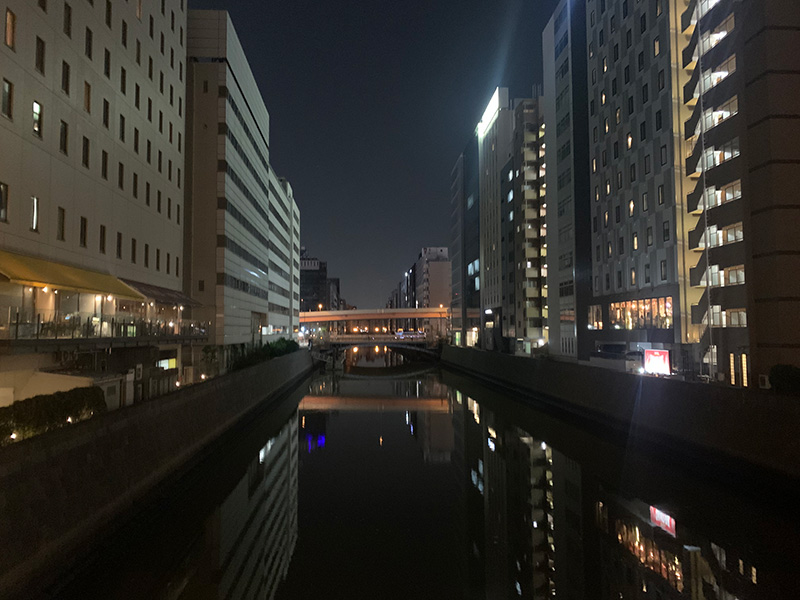 神田川と夜景の写真