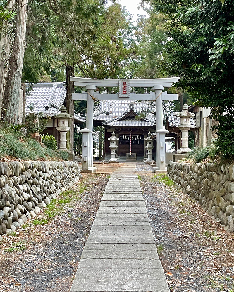 大蔵館跡は神社になっていた写真