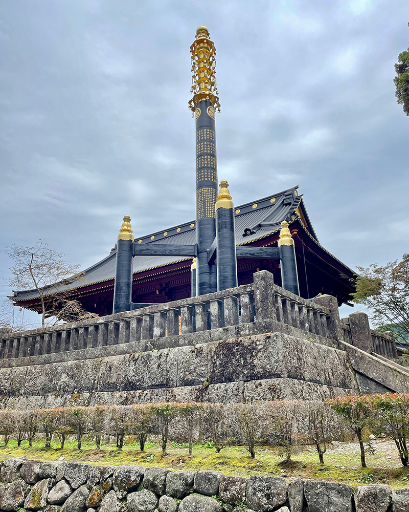 日光山輪王寺の相輪橖の写真