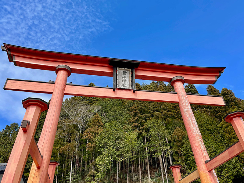 葉山神社の鳥居の写真